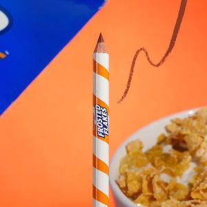 FROSTED FLAKES TUFF TIGER LIP LINER